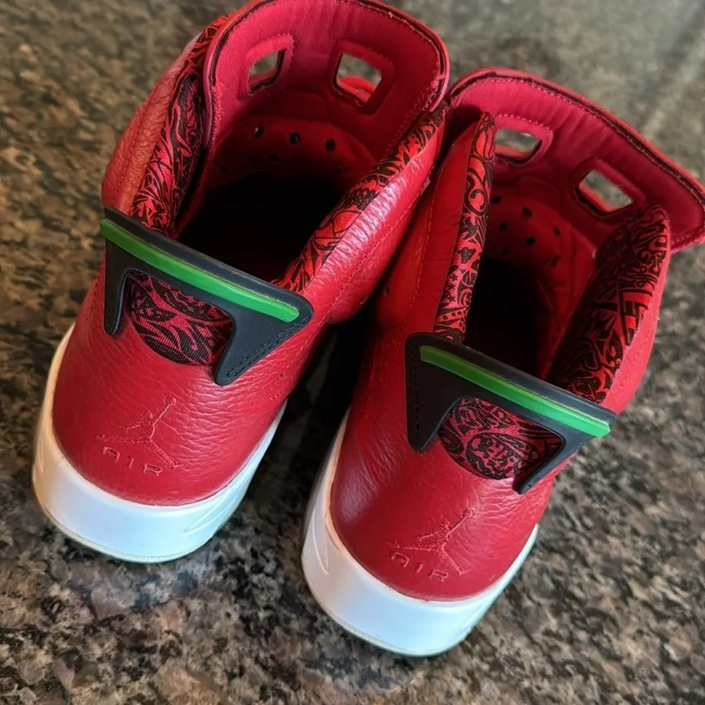 Jordan men’s retro 6 sizzle Red High-Top Sneakers EUC 10.5